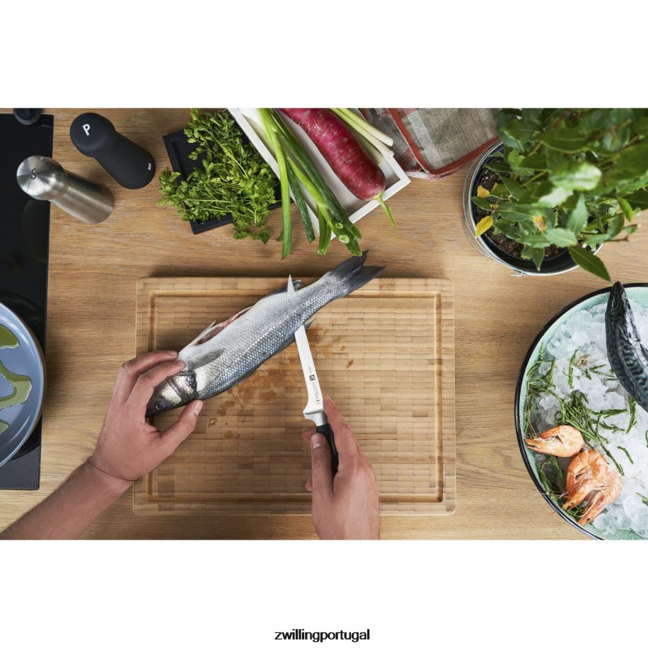 Zwilling talheres 442PVP214 faca de filete de quatro estrelas de 7 polegadas